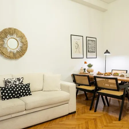 Timeless Charm In Kolonaki,vintage Elegance In Athens! Apartment *